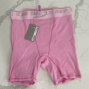 SWAROVSKI X SKIMS Cotton Rib Boxers in Bubblegum